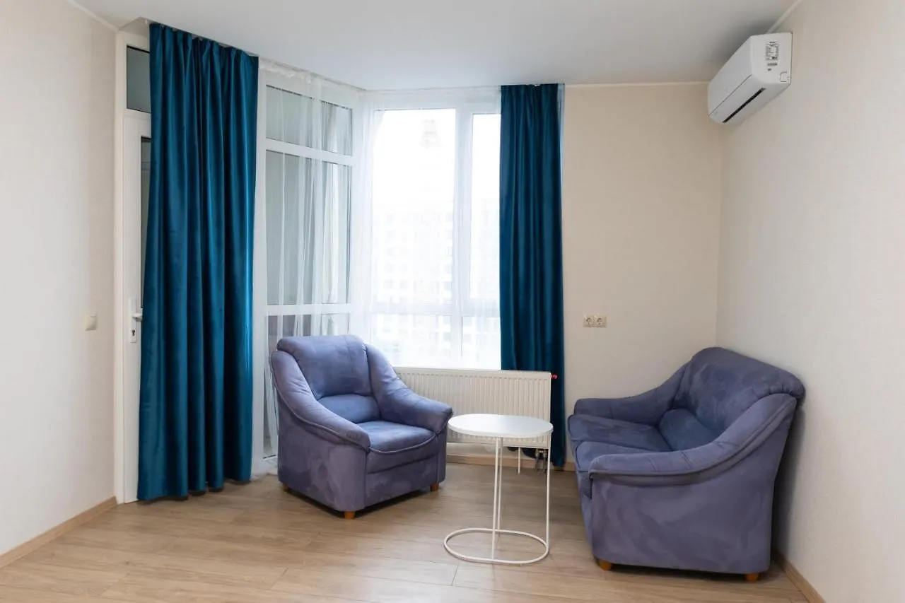 Апартаменты На Центральной Улице Kyiv Apartment
